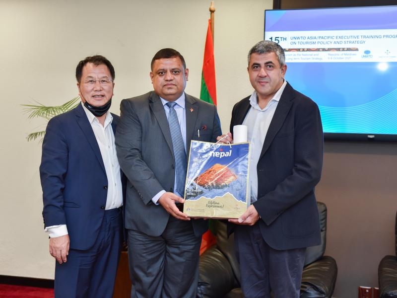 Bilateral Meeting Nepal and UNWTO_15th ETP_Maldives