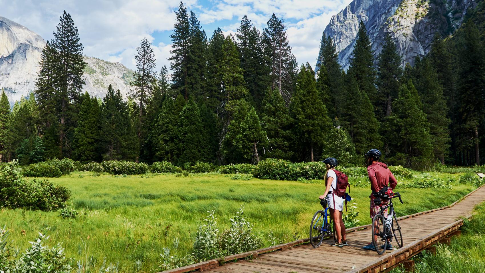 THE GLASGOW DECLARATION: AN URGENT GLOBAL CALL FOR COMMITMENT TO A DECADE OF CLIMATE ACTION IN TOURISM